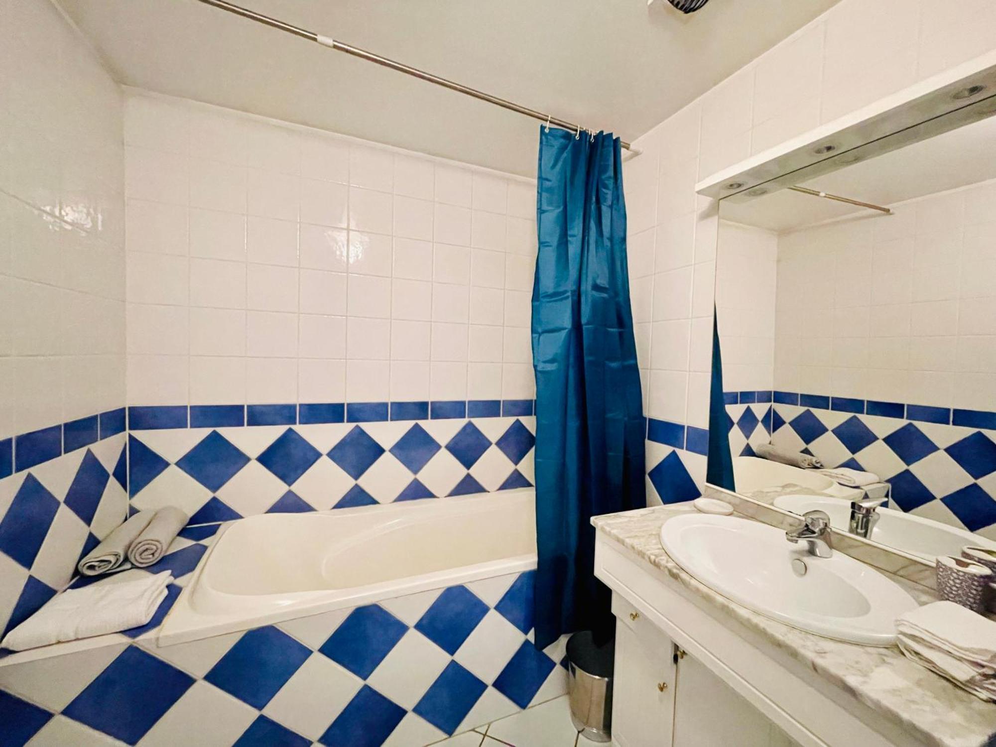Apartamento Chez Armando - Lille Centre Avec Option Parking Exterior foto